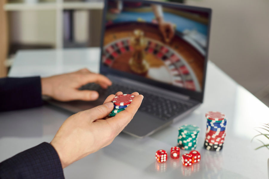 wagering for poker online